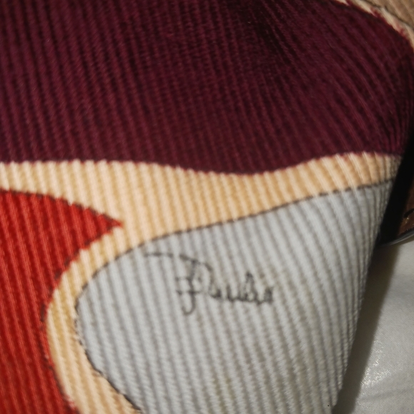 Emilio Pucci authentic large bag. - Picture 5 of 13